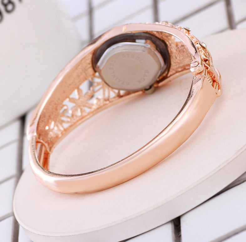 Fashion female student bracelet watch