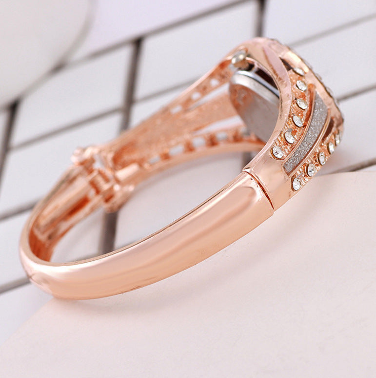 Fashion female student bracelet watch